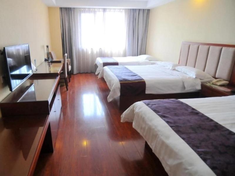 Greentree Inn Shandong Qingdao Wuyishan Road Jiashike Shopping Center Business Hotel Exterior photo