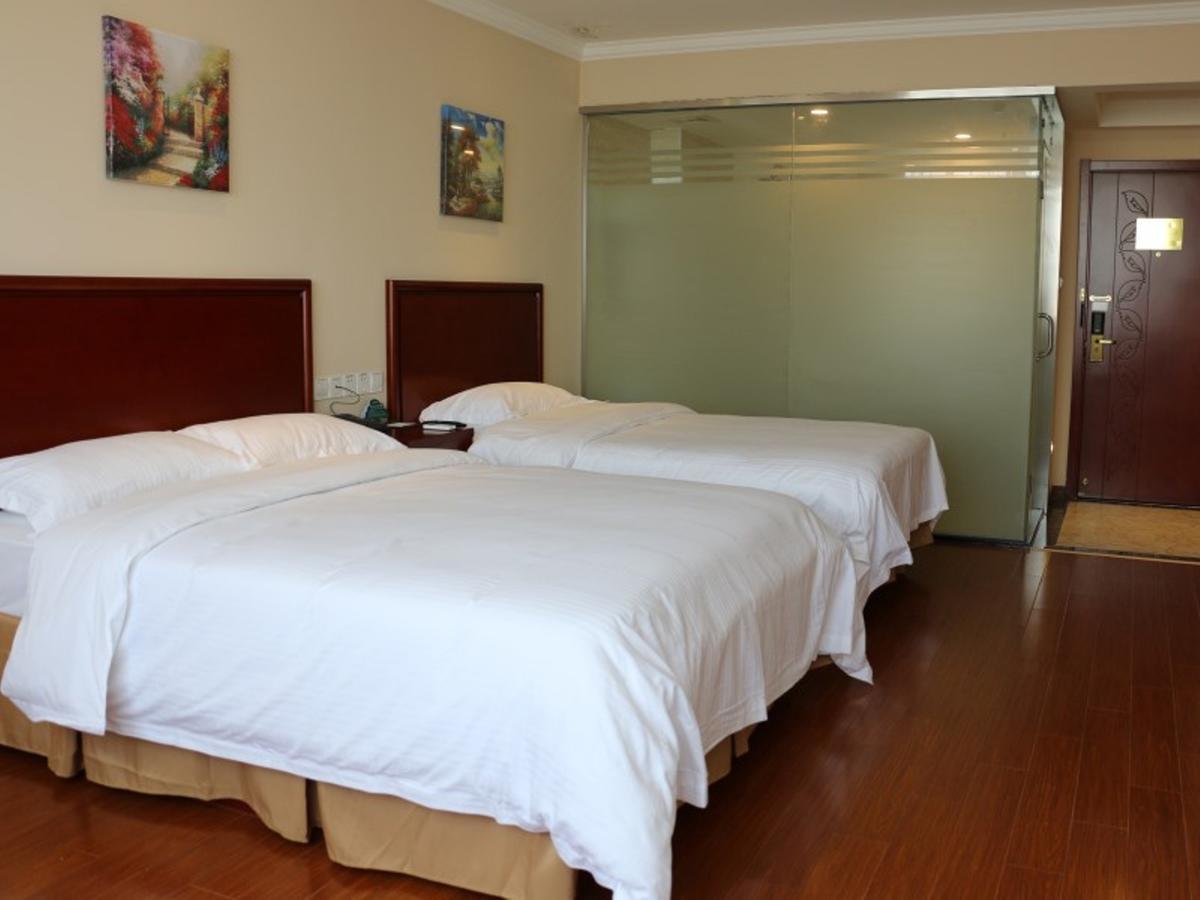 Greentree Inn Shandong Qingdao Wuyishan Road Jiashike Shopping Center Business Hotel Exterior photo